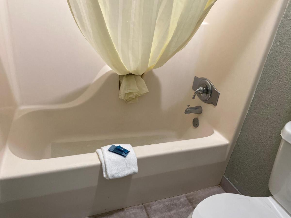 Diamond Inn Forrest City Bagian luar foto