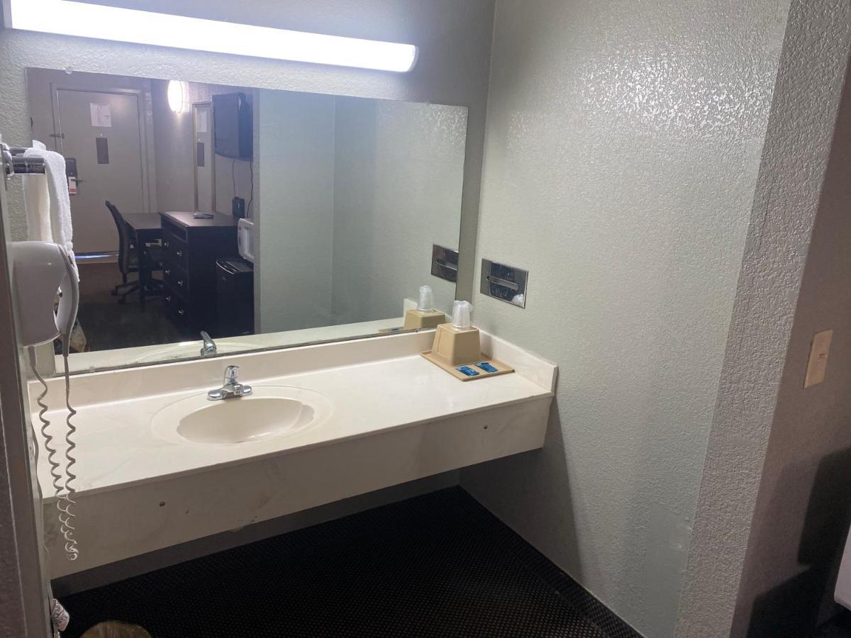Diamond Inn Forrest City Bagian luar foto